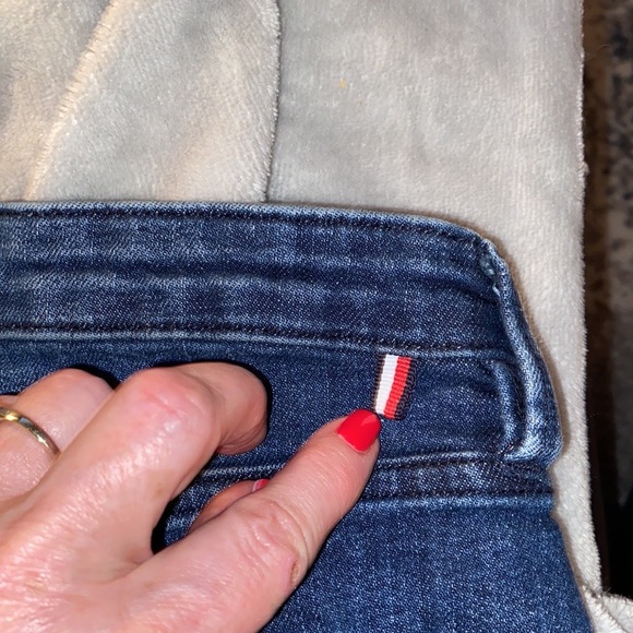 Tommy Hilfiger ladies Denim Shorts - Picture 5 of 7